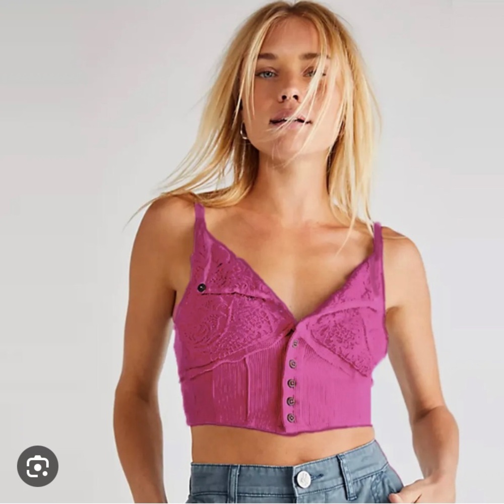 Free people have my heart lace tank NWOT